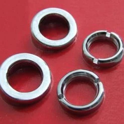 Mustang Auto Parts Mustang WIPER BEZEL & NUT KIT 1964-1965