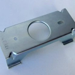 Mustang Auto Parts FRONT SIDE MARKER RETAINER 1970 RH