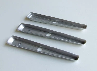 Mustang Auto Parts STEERING WHEEL PAD INSERTS XA-XB MUSTANG 1970-1973 ALUMINIUM 3 Mustang Auto Parts STEERING WHEEL PAD INSERTS XA-XB MUSTANG 1970-1973 ALUMINIUM