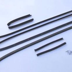 Mustang Auto Parts WEATHERSTRIPS COUPE 1971-1973