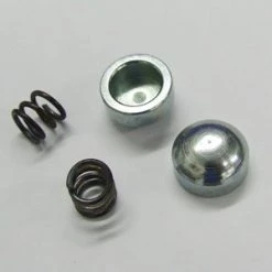 Mustang Auto Parts SHIFT TRUNNION & SPRING