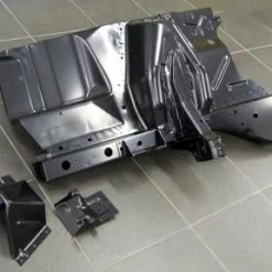 Mustang Auto Parts APRON ASSEMBLY COMPLETE 1969-1970 RH