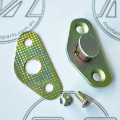 Mustang Auto Parts DOOR STRIKER PLATE XR-XB (Yellow Zinc) Falcon