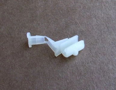 Mustang Auto Parts Falcon DOOR LOCK ROD CLIP WHITE XA-XC 3 Mustang Auto Parts Falcon DOOR LOCK ROD CLIP WHITE XA-XC
