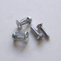 Mustang Auto Parts Mustang MIRROR SCREW & INSERT (Mount Kit)