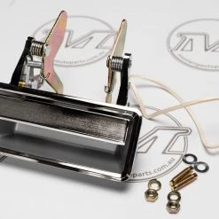 Mustang Auto Parts DOOR HANDLE XB-XC CHROME LH