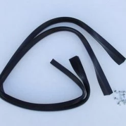 Mustang Auto Parts BOTTOM OF DOOR SEAL 1969-1970 USA MADE Mustang