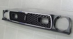 Mustang Auto Parts GRILLE MACH 1 WITH MOULDS 1971-1972